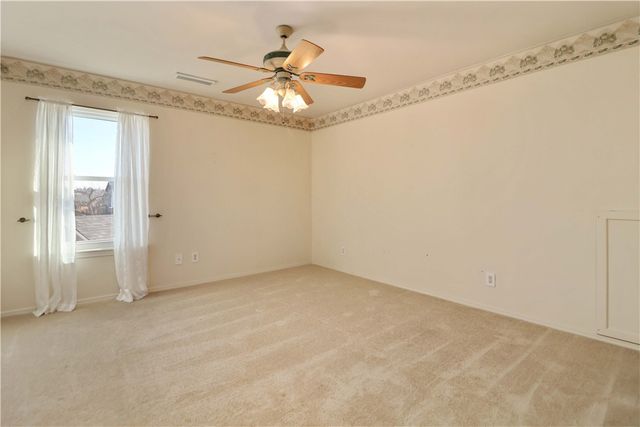 2514 W Orleans Drive, Rogers, AR 72758