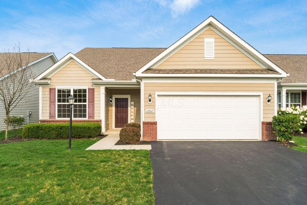 12265 Rooster Tail Drive, Pickerington, OH 43147