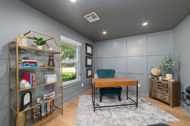 6503 Kury Lane, Houston, TX 77008