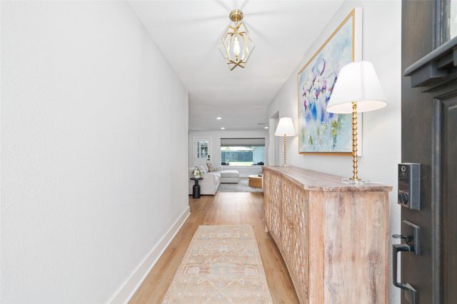 6503 Kury Lane, Houston, TX 77008