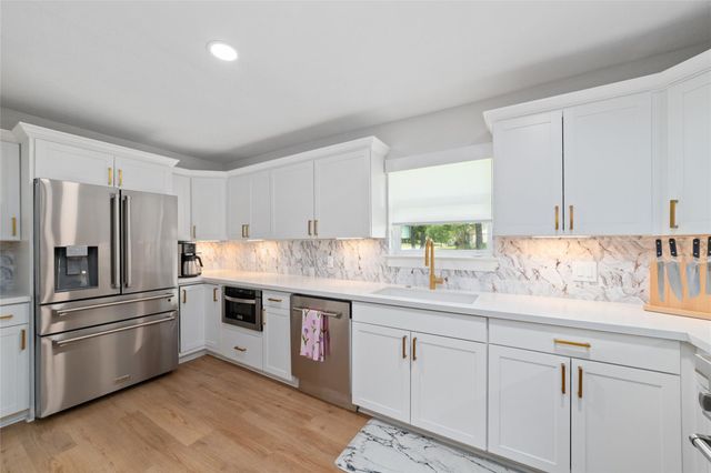 6503 Kury Lane, Houston, TX 77008