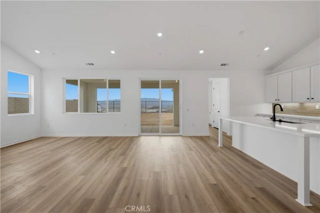 28520 Wildflower Terrace, Castaic, CA 91384