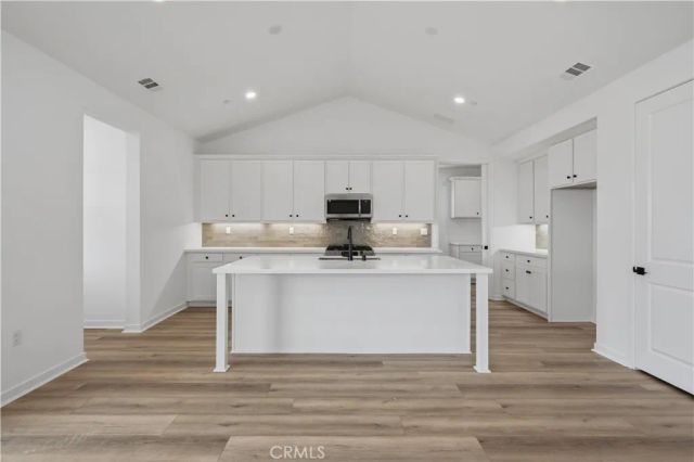 28520 Wildflower Terrace, Castaic, CA 91384