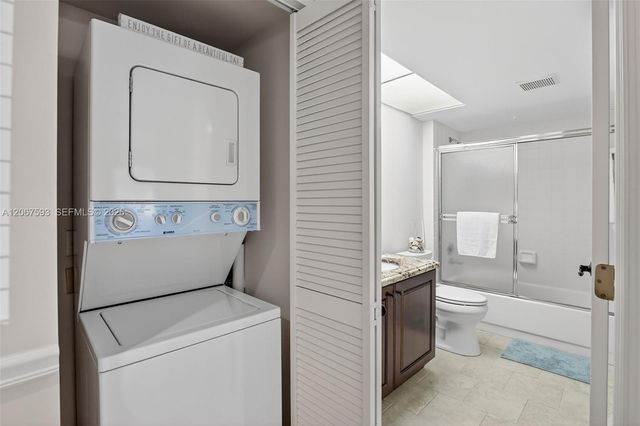 13705 SW 12th Street 103B, Pembroke Pines, FL 33027