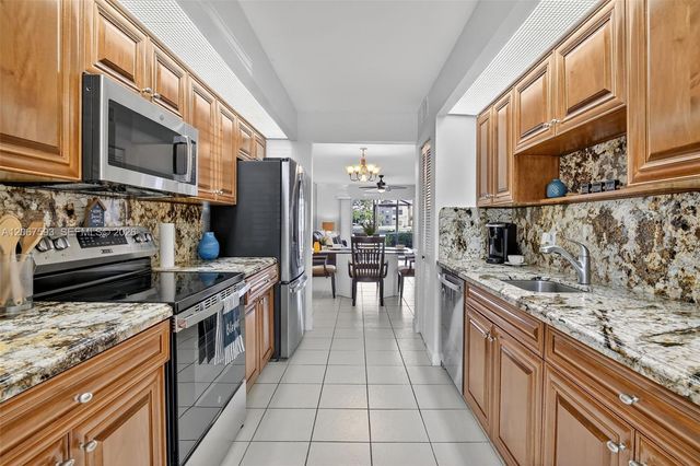 13705 SW 12th Street 103B, Pembroke Pines, FL 33027
