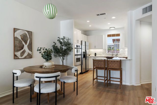 5935 Playa Vista Drive 410, Los Angeles, CA 90094