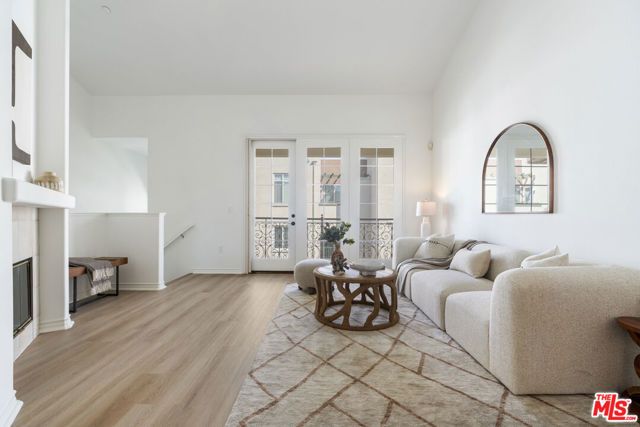 5935 Playa Vista Drive 410, Los Angeles, CA 90094