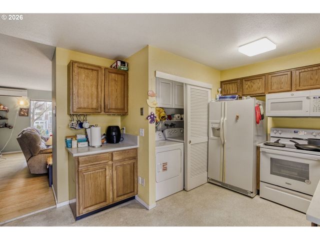 2120 Ne 7TH Ave, Portland, OR 97212