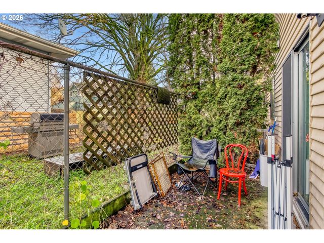 2120 Ne 7TH Ave, Portland, OR 97212