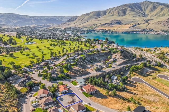 105 Hillcrest Place, Chelan, WA 98816