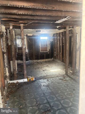 1706 W 2ND ST, Chester, PA 19013