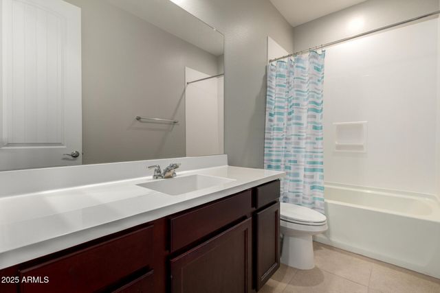 2548 S BETTY Street, Gilbert, AZ 85295