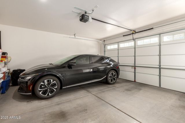 2548 S BETTY Street, Gilbert, AZ 85295