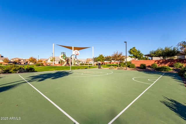 2548 S BETTY Street, Gilbert, AZ 85295