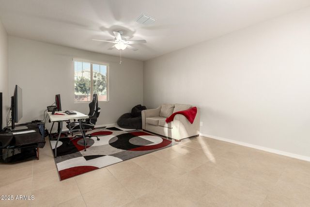 2548 S BETTY Street, Gilbert, AZ 85295