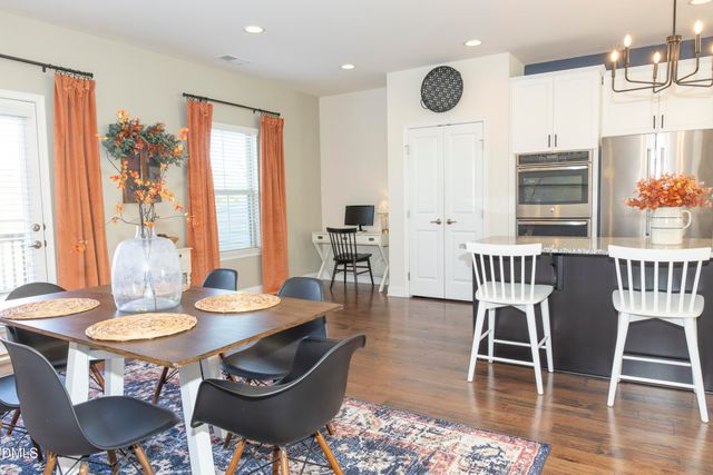 2126 Whitesmith Drive, Apex, NC 27502