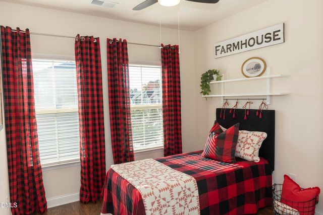 2126 Whitesmith Drive, Apex, NC 27502