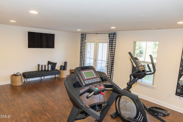 2126 Whitesmith Drive, Apex, NC 27502