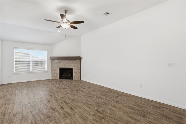 1108 Blackjack Creek Drive, Yukon, OK 73099