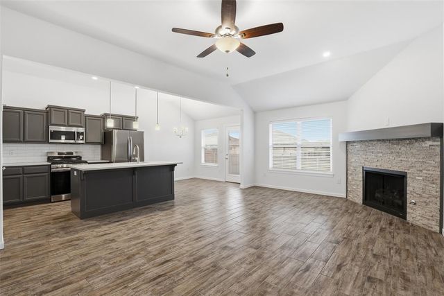 1108 Blackjack Creek Drive, Yukon, OK 73099