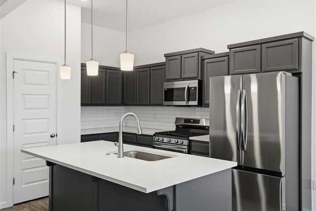 1108 Blackjack Creek Drive, Yukon, OK 73099