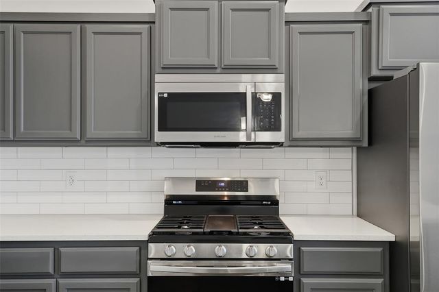 1108 Blackjack Creek Drive, Yukon, OK 73099