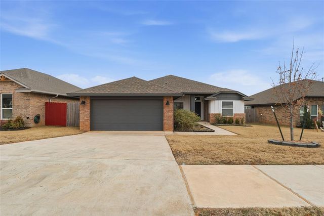 1108 Blackjack Creek Drive, Yukon, OK 73099