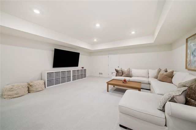 2022 Village Walk, Milton, GA 30004