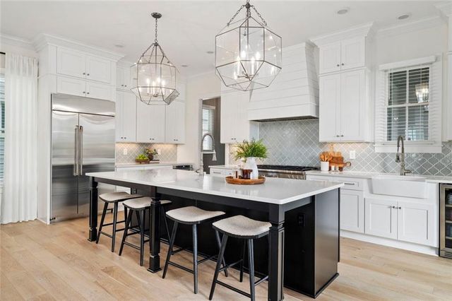 2022 Village Walk, Milton, GA 30004