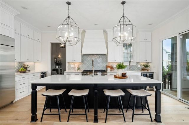2022 Village Walk, Milton, GA 30004