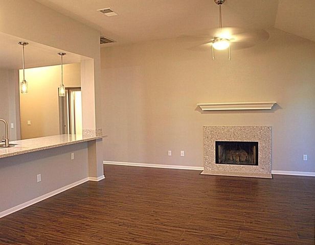 2200 Larston LN, Cedar Park, TX 78613