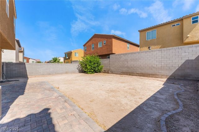 6908 Double Vista Way, Las Vegas, NV 89142