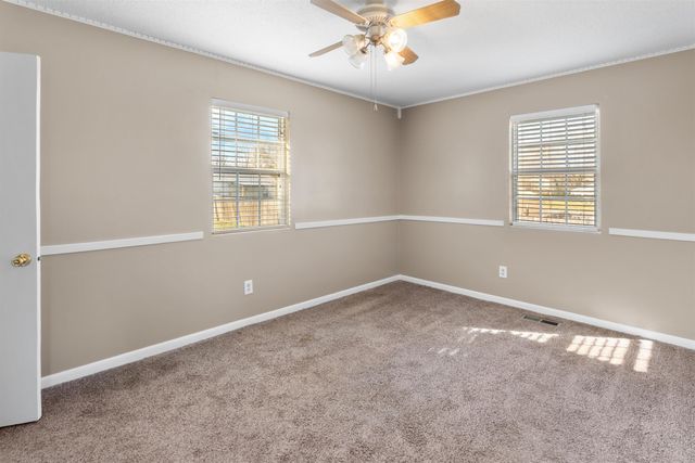 102 Capri Drive, Melbourne, AR 72556