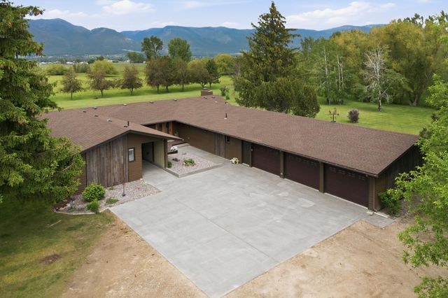 586 Cash Nichols Road, Stevensville, MT 59870