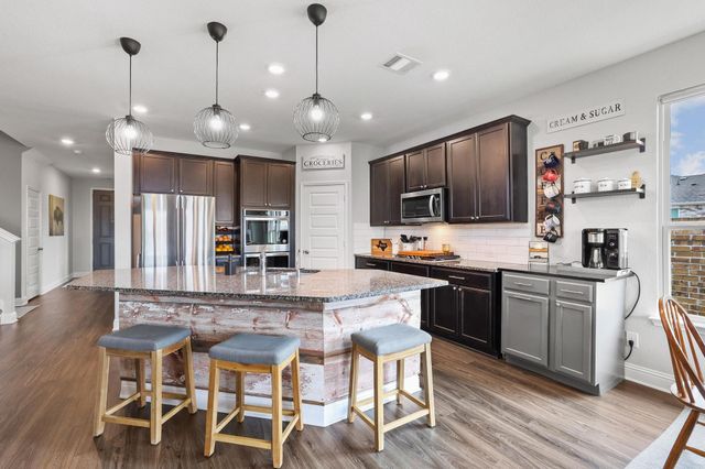 2601 Wesley Avenue, Aubrey, TX 76227