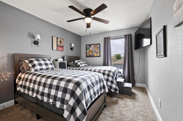 2601 Wesley Avenue, Aubrey, TX 76227