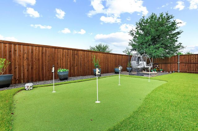 2601 Wesley Avenue, Aubrey, TX 76227