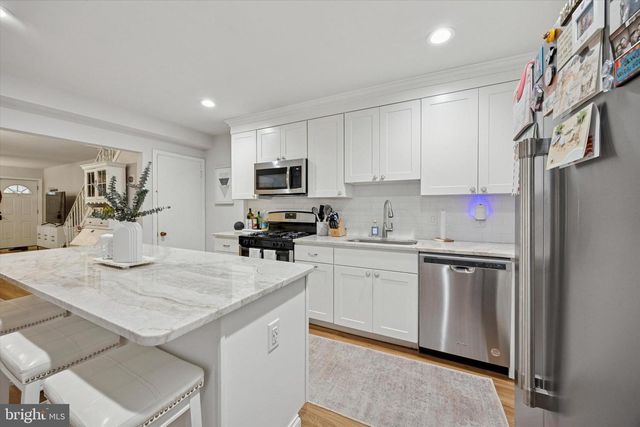 238 CLEVELAND ST, Bristol, PA 19007