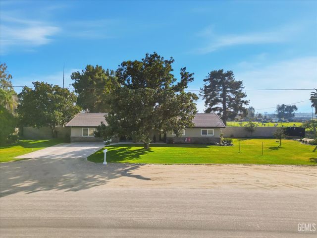 12420 Paddock Place, Bakersfield, CA 93312