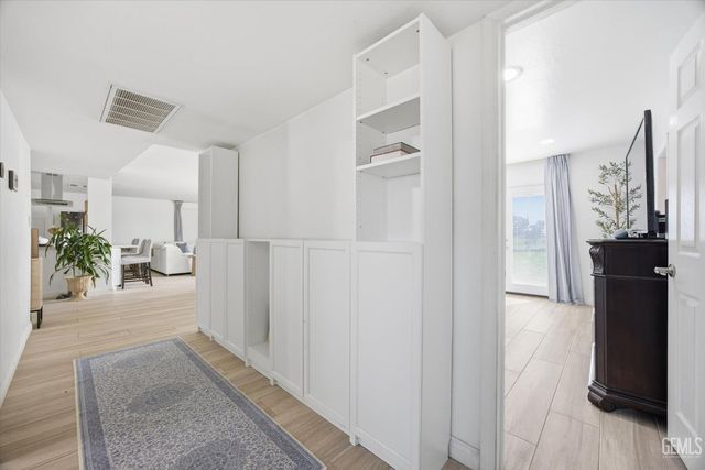 12420 Paddock Place, Bakersfield, CA 93312