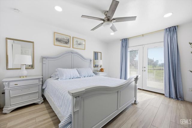 12420 Paddock Place, Bakersfield, CA 93312