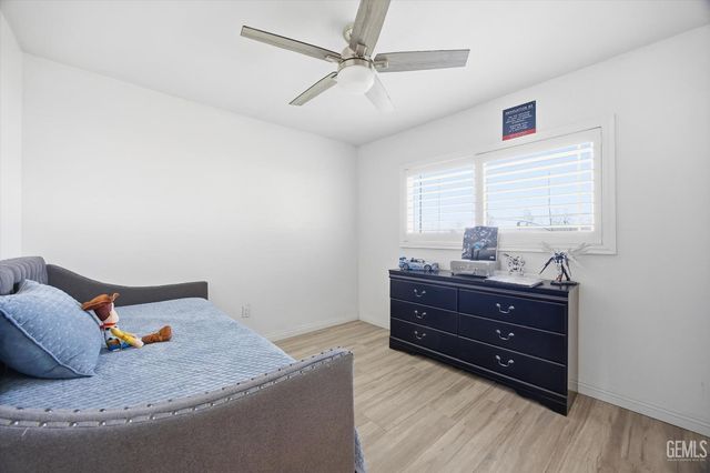 12420 Paddock Place, Bakersfield, CA 93312