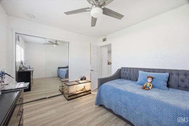 12420 Paddock Place, Bakersfield, CA 93312