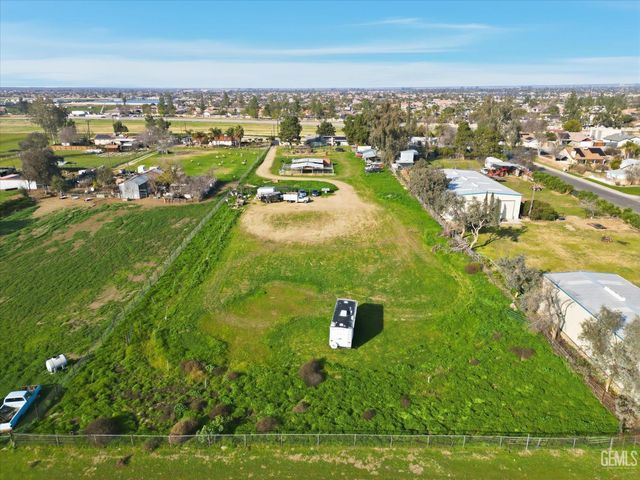 12420 Paddock Place, Bakersfield, CA 93312