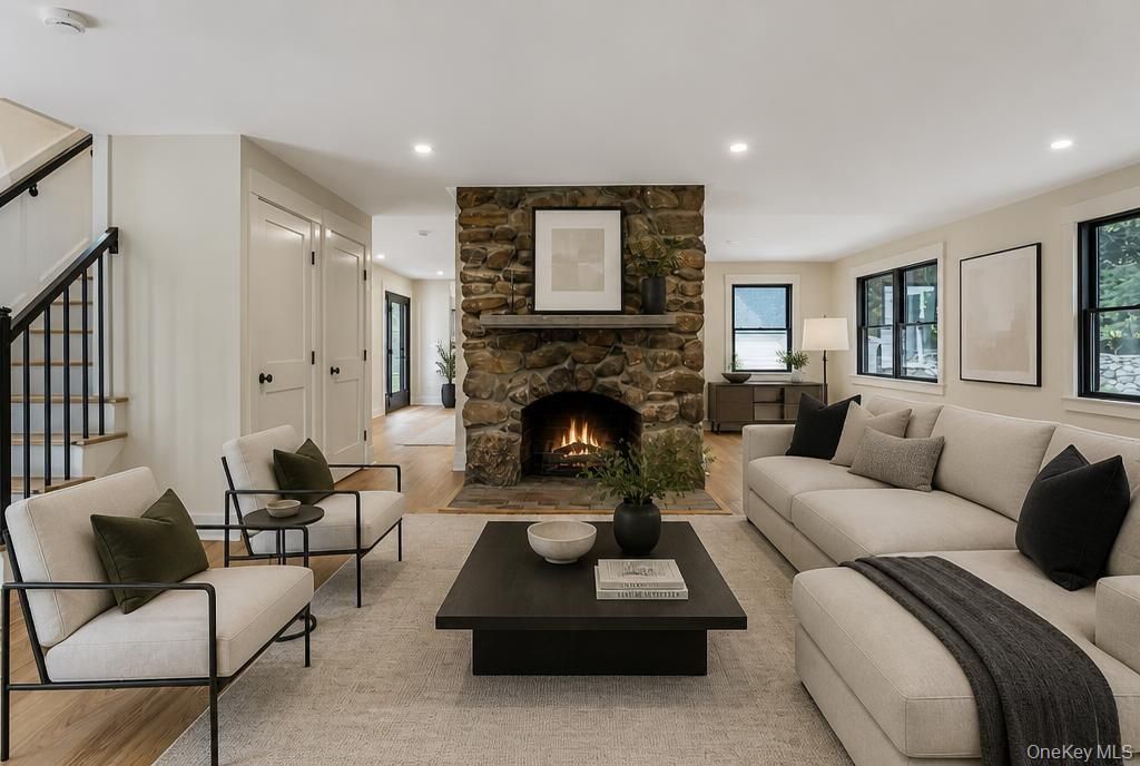 676 Hardscrabble Road, Chappaqua, NY 10514 — photo 2