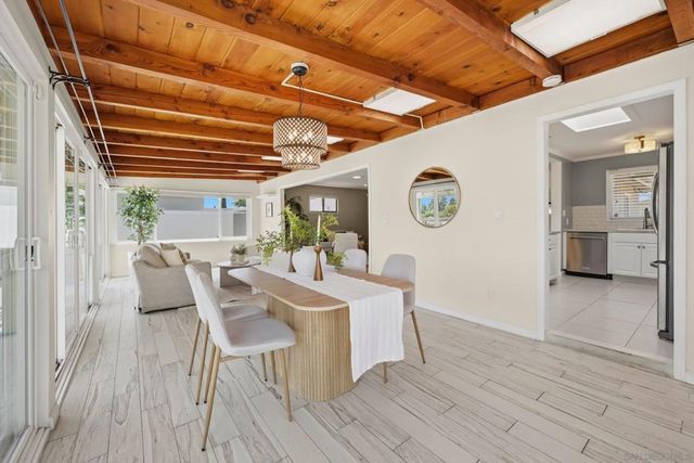 3265 Geddes Dr, San Diego, CA 92117