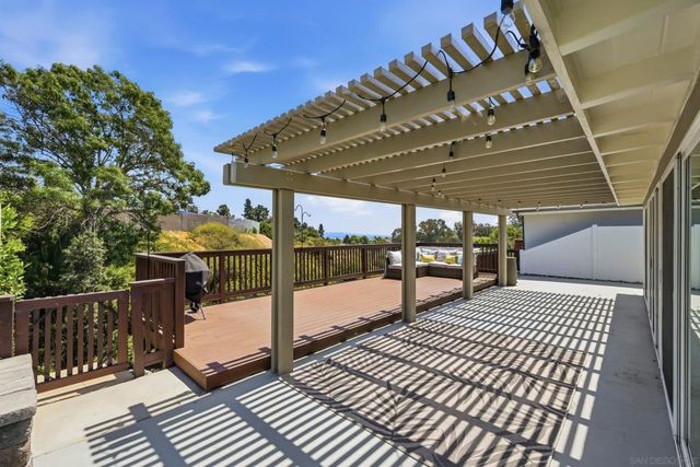 3265 Geddes Dr, San Diego, CA 92117