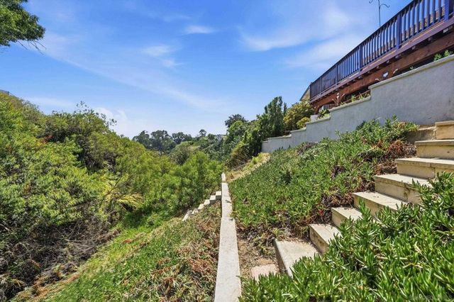3265 Geddes Dr, San Diego, CA 92117