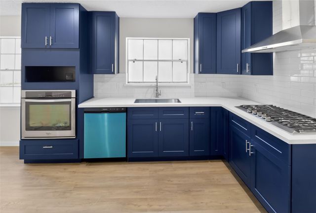 133 Cherry Tree Lane, Friendswood, TX 77546