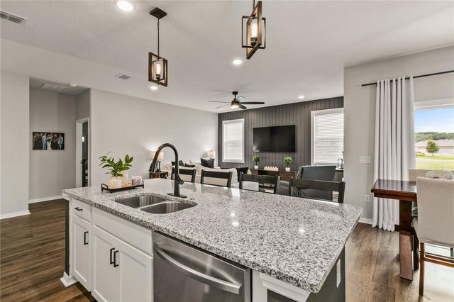 33289 ALWAYS DREAMING, Sorrento, FL 32776